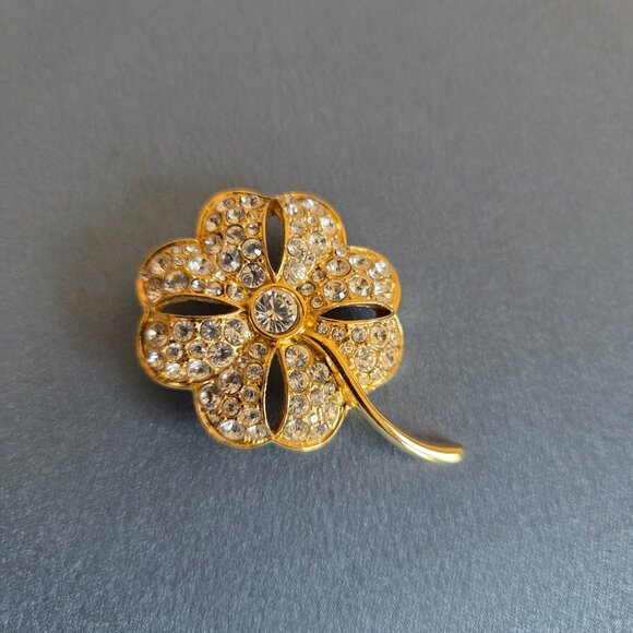 Swarovski gold tone and clear rhinestones floral brooch. Flower brooch. - Picture 8 of 8